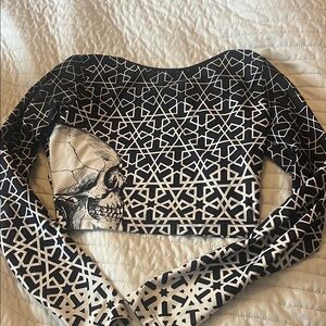 Geometric Black and White Long Sleeve Top Workout top